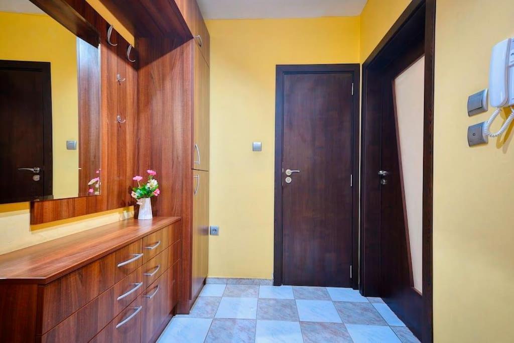 Apartament Next2Sea Warna Zewnętrze zdjęcie