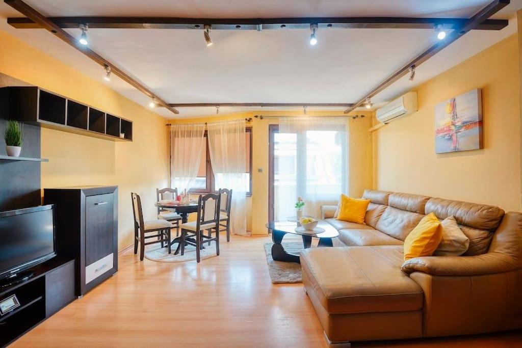 Apartament Next2Sea Warna Zewnętrze zdjęcie